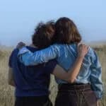 two people hug depicting what is dyspraxia