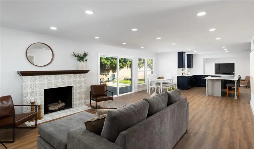 An image of a living room at the connections mental health house in villa park, california